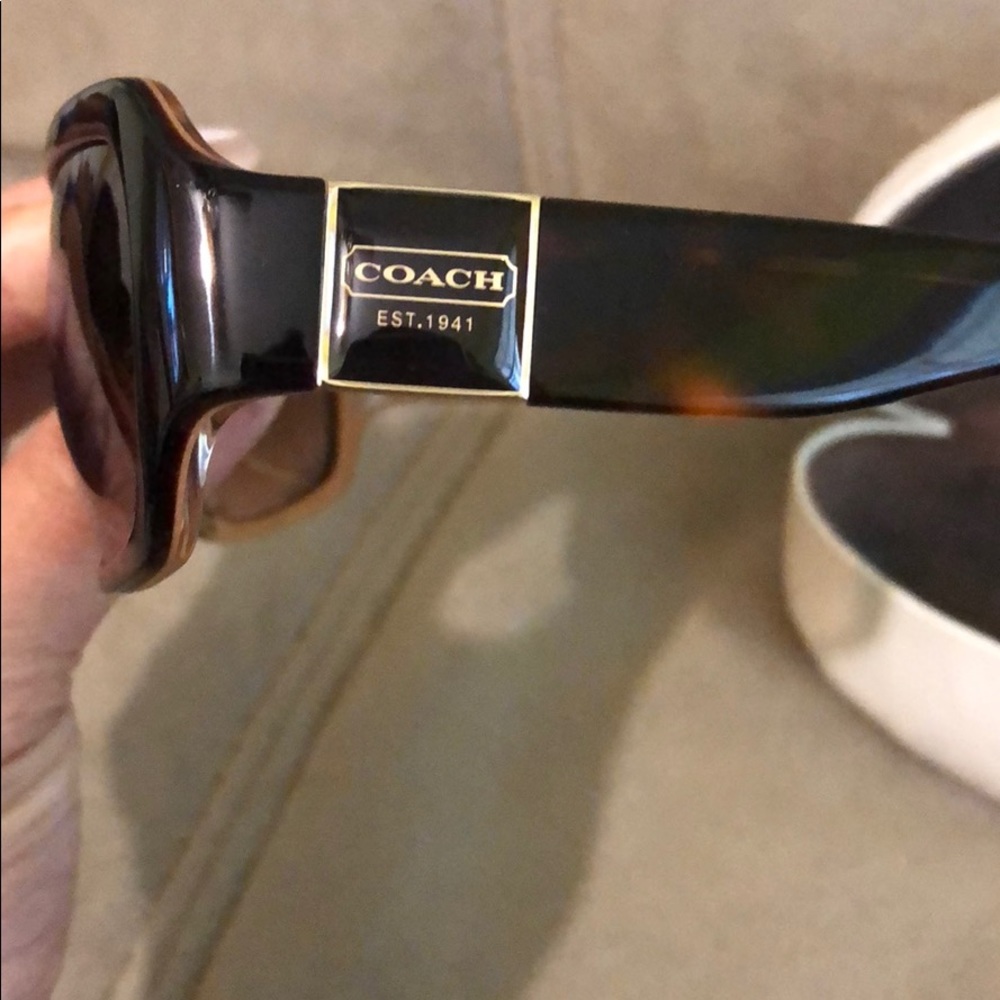 NWOT Authentic Coach Sunglasses 🕶 - Picture 4 of 6